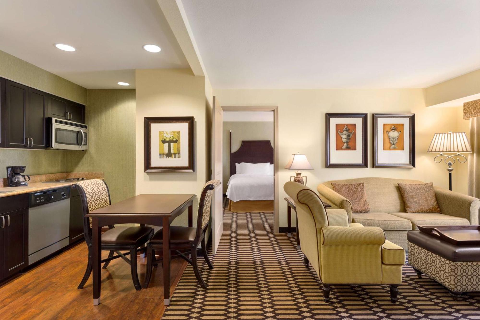 Homewood Suites Lafayette-Airport Exterior foto